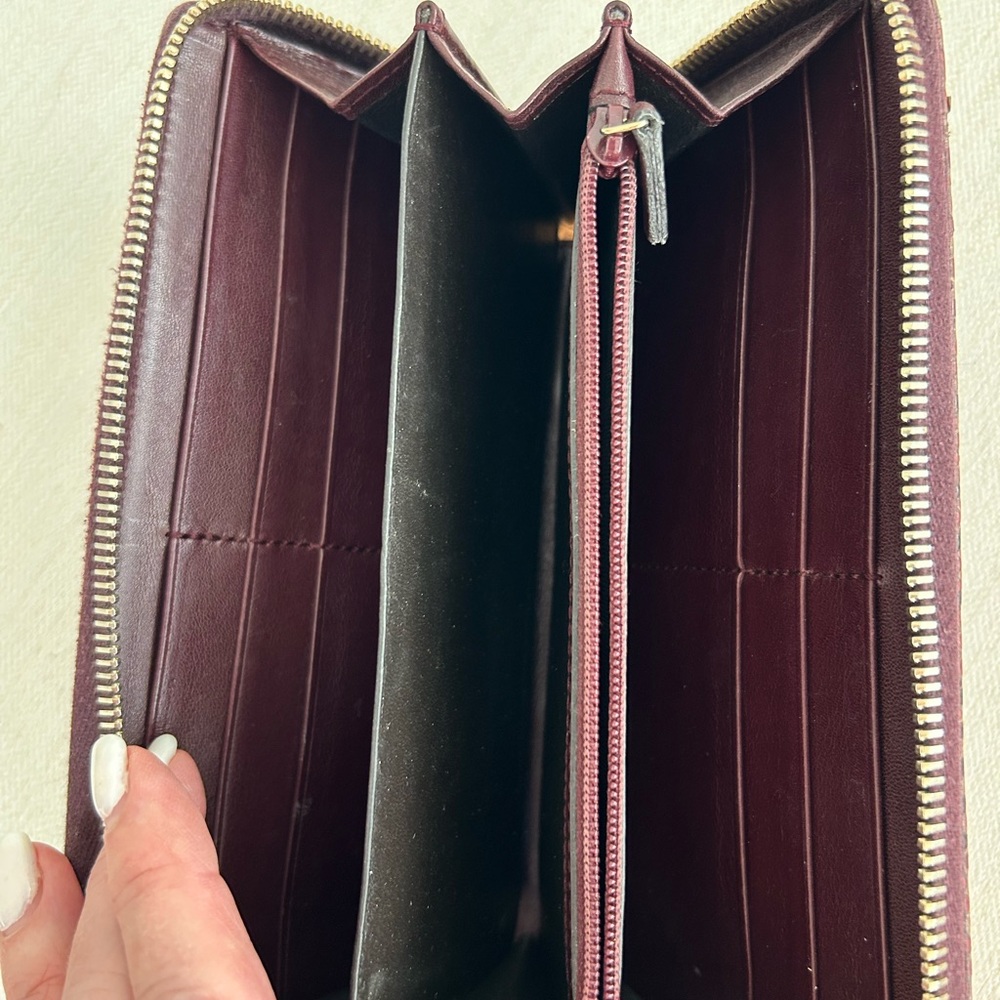 Gucci Red and Black Snakeskin Wallet - Picture 3 of 4